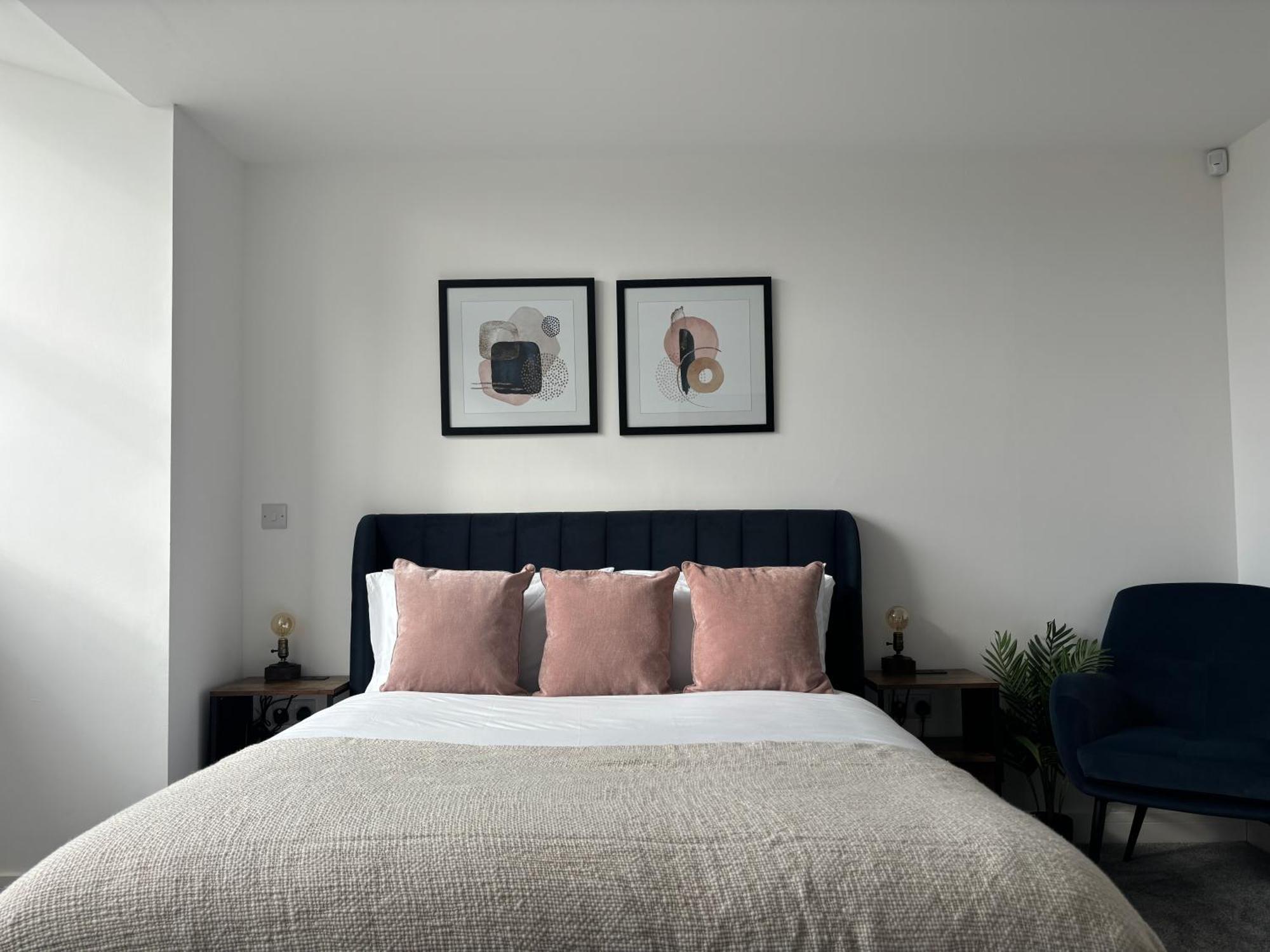 Manchester Apt, Free Parking, Business, Couples & Families Exterior photo